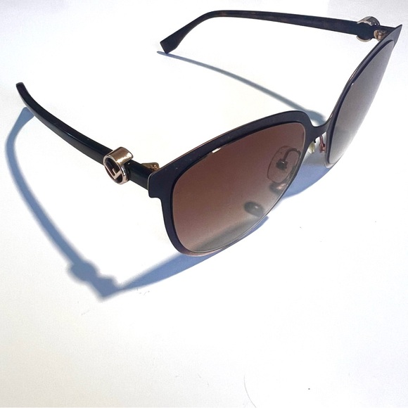 Fendi Gradiant Sunglasses - Picture 4 of 9